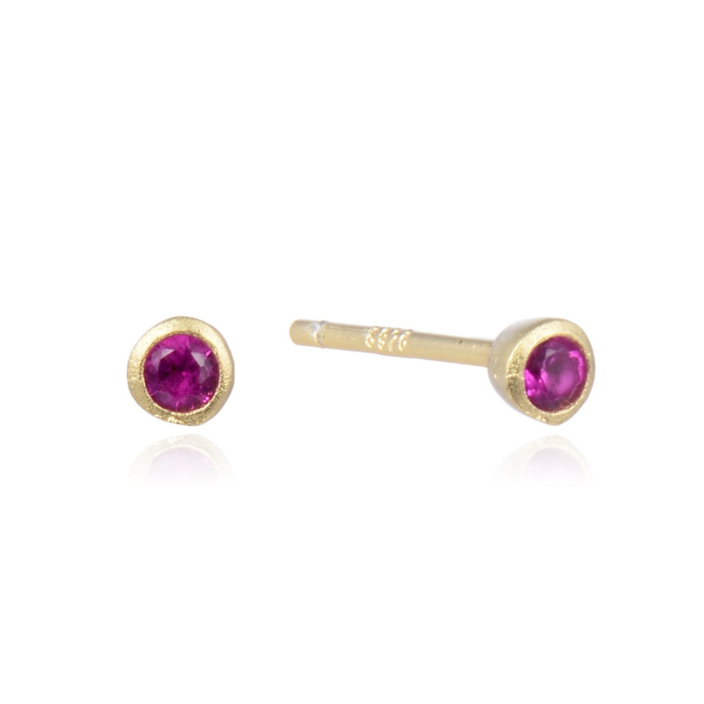 Pink stud guldbelagt