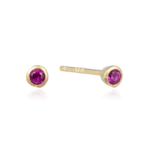 Pink stud guldbelagt