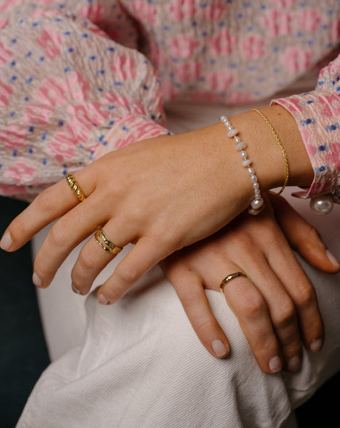 Iris bracelet