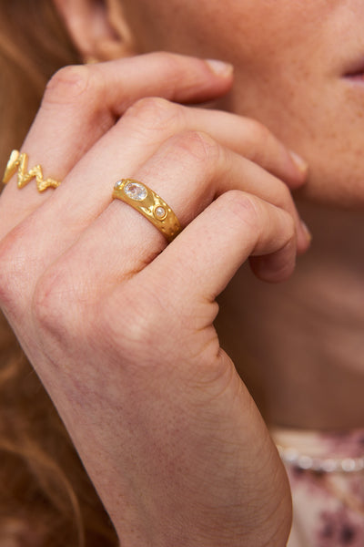Ellie Ring