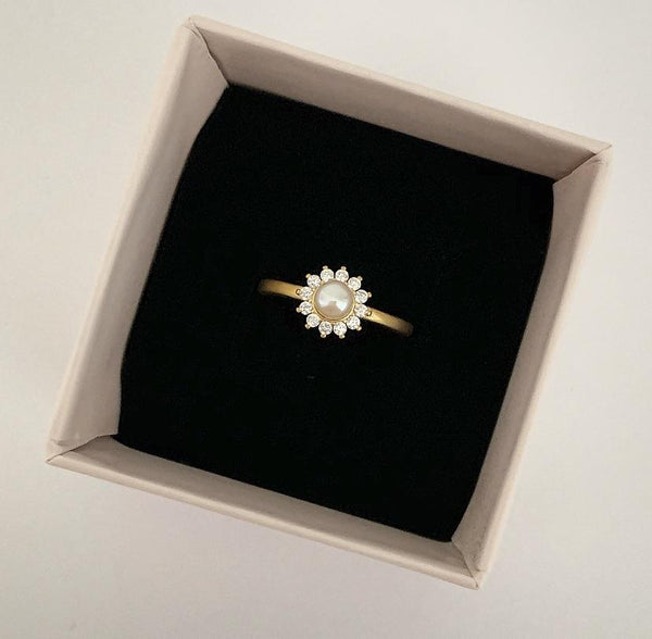 Pearl sun ring